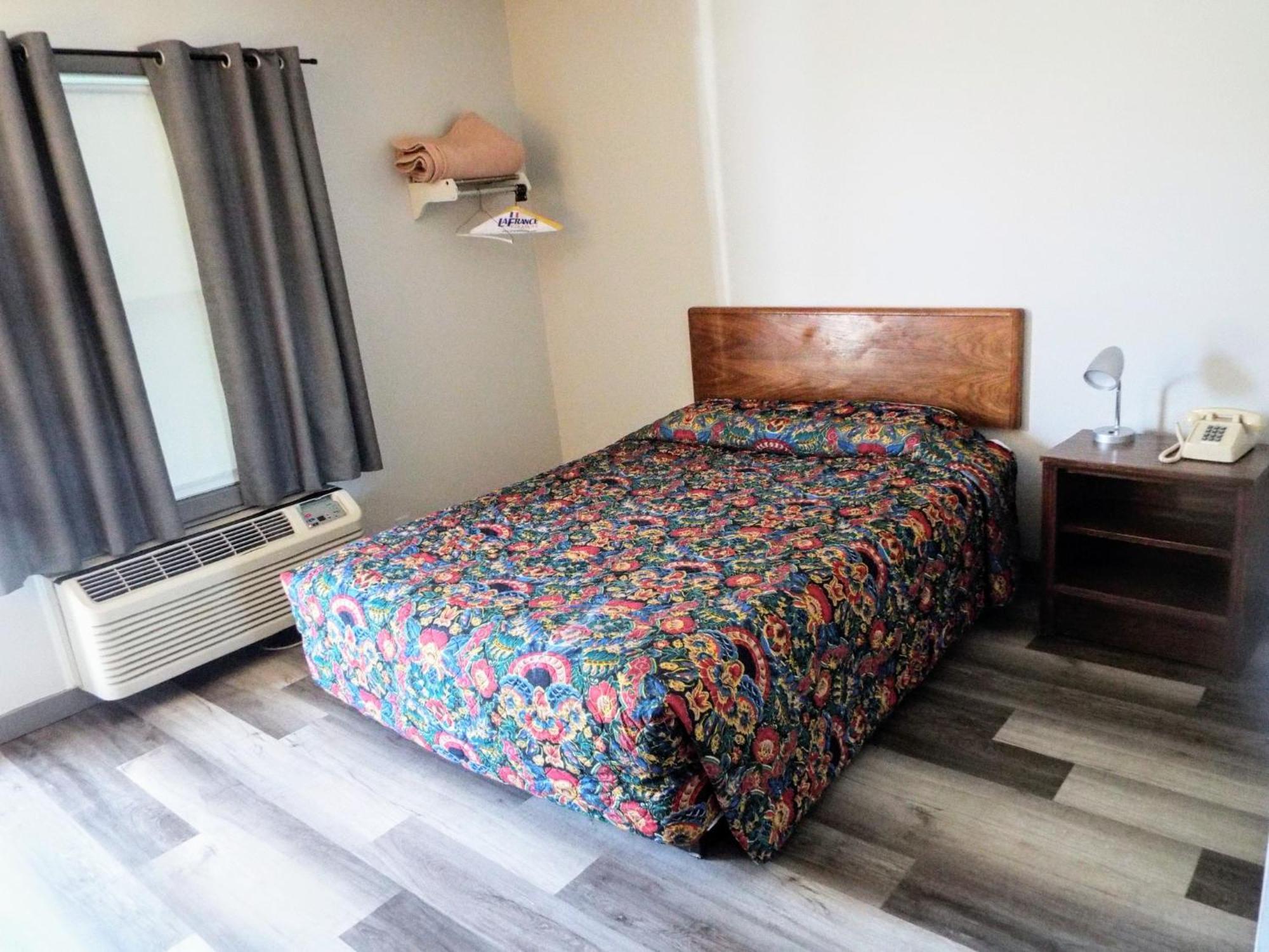 Davis Motel North Lima Ngoại thất bức ảnh